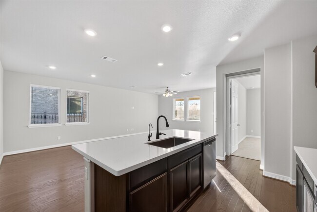 Building Photo - 2131 Islawild Wy