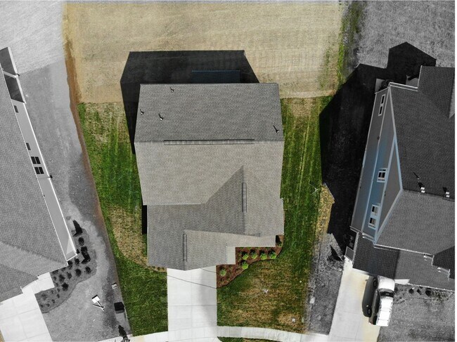 Building Photo - 2024-Built Beautiful 4-Bedroom and 3.5 Bat...