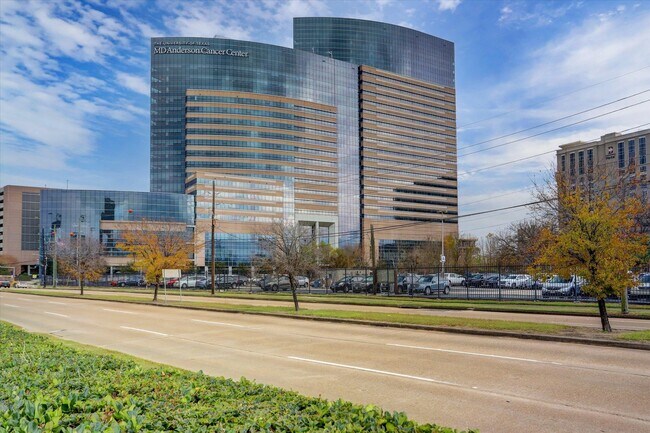 Building Photo - 1711 Old Spanish Trl