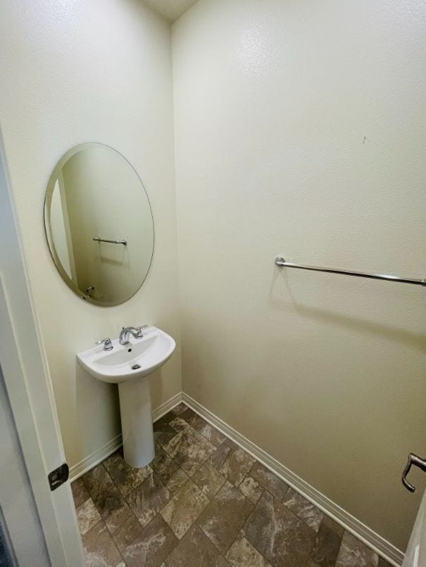 Building Photo - 40407 Calle Real