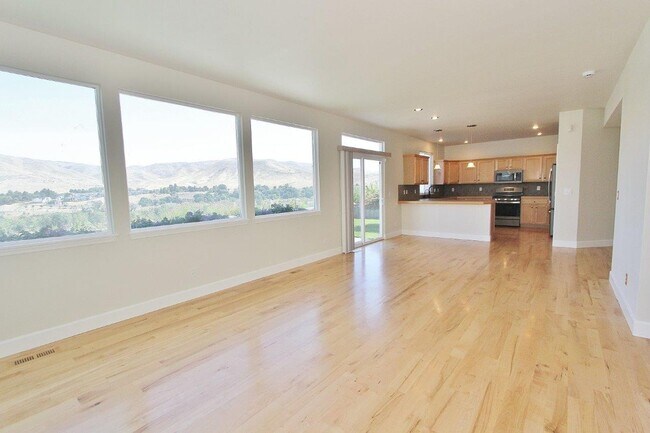 Building Photo - 6213 S Survival Pl
