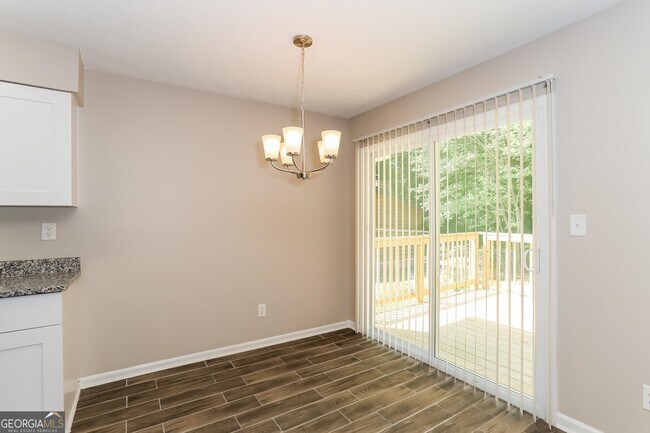 Building Photo - 9073 Woodgreen Way
