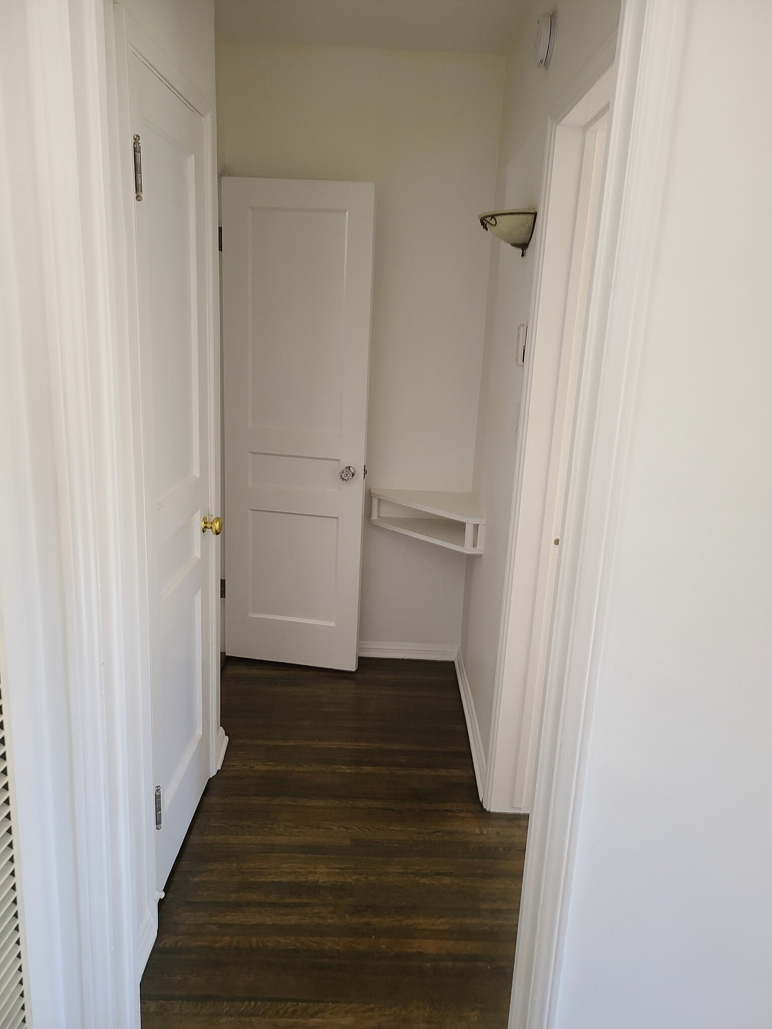 Hallway - 1614 S Wooster St
