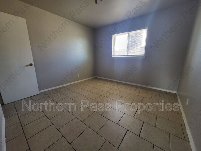 Building Photo - 3707 Fillmore