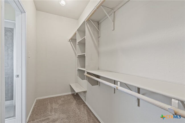 Building Photo - 9703 Raeburn Court