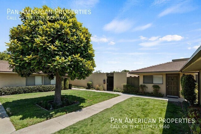 Building Photo - 440 Vista Dr