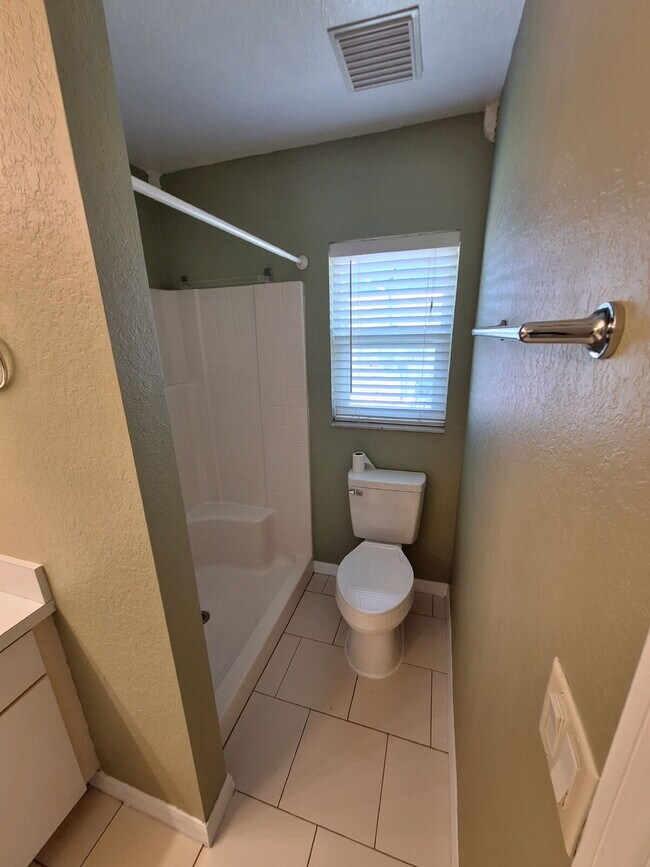 Building Photo - "Charming 3-Bed, 2-Bath Retreat on Lychee Court in Punta Gorda – Your Perfect 1,224 Sq Ft Getaway!"