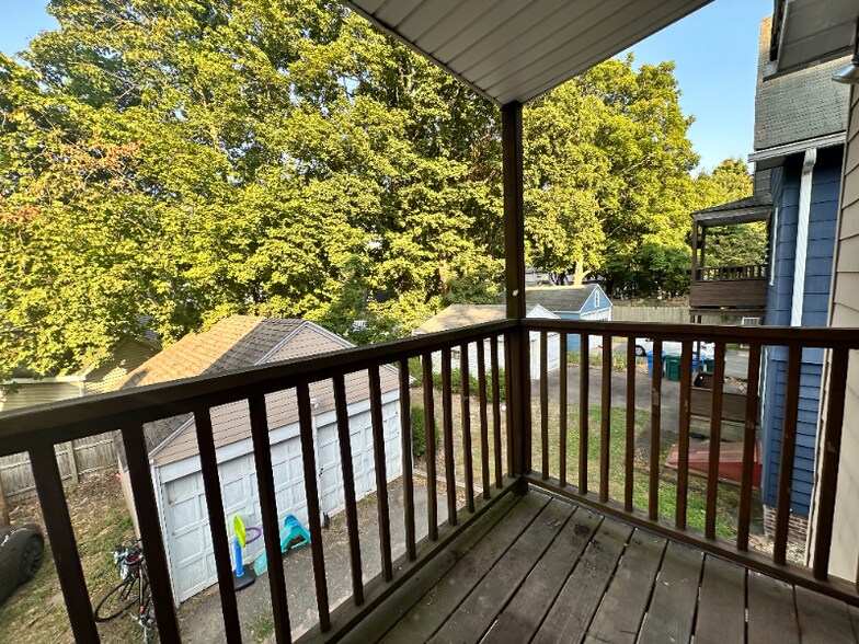 Building Photo - 10 Walden St