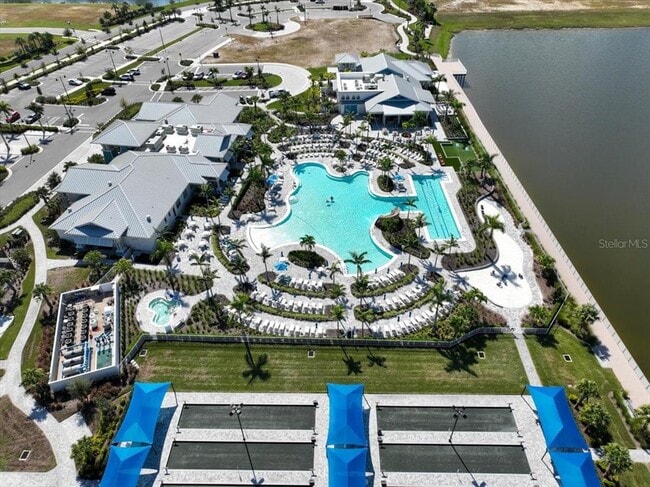 Building Photo - 9982 Beachwalk Dr