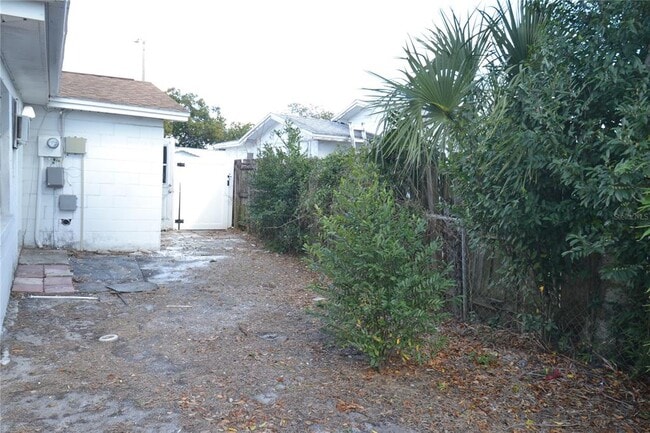 Building Photo - 1351 Whitehall Ln