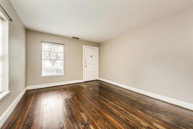 Building Photo - 202 S Willomet Ave