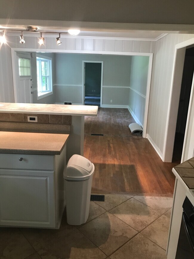 Building Photo - 3 Bedrooms and 3.5 Bathrooms-Coming Soon