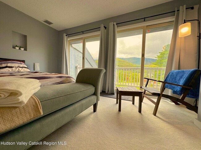 Building Photo - 81 Scribner Hollow Rd