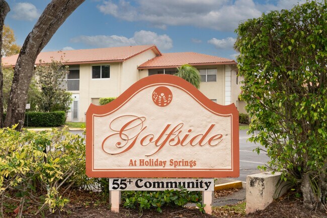 Building Photo - 3031 Holiday Springs Blvd