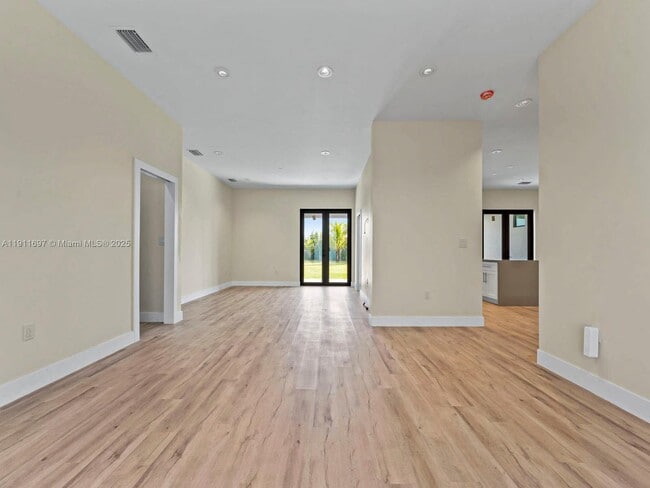 Building Photo - 22451 SW 118th Ave