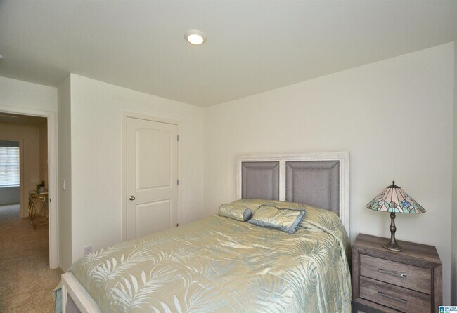 Building Photo - 6558 Creek Cir