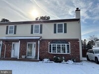 Building Photo - 148 Bayshore Dr