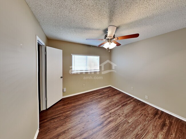 Building Photo - 9651 Arcadia Creek