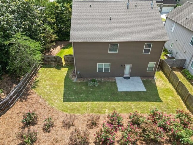 Building Photo - 2080 Redbarn Court