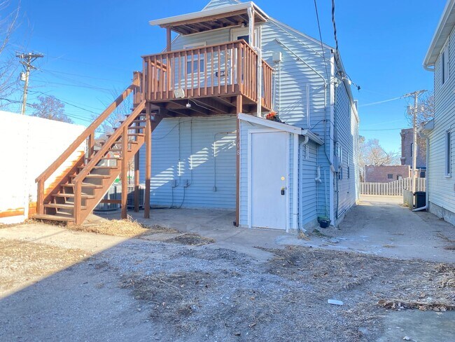 Building Photo - 1308 Garfield St
