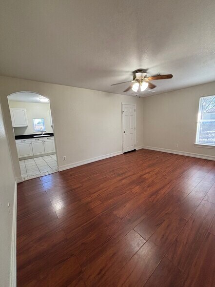 Building Photo - 3013 14th St SW