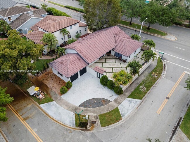 Building Photo - 15233 NW 87th Ct