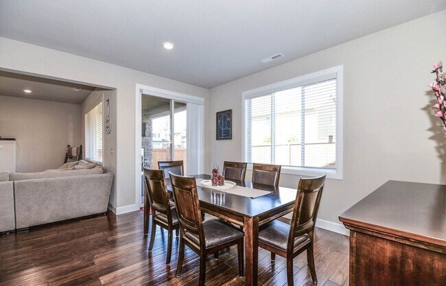 Building Photo - Gorgeous 4BR Home in Canton Park Backing t...