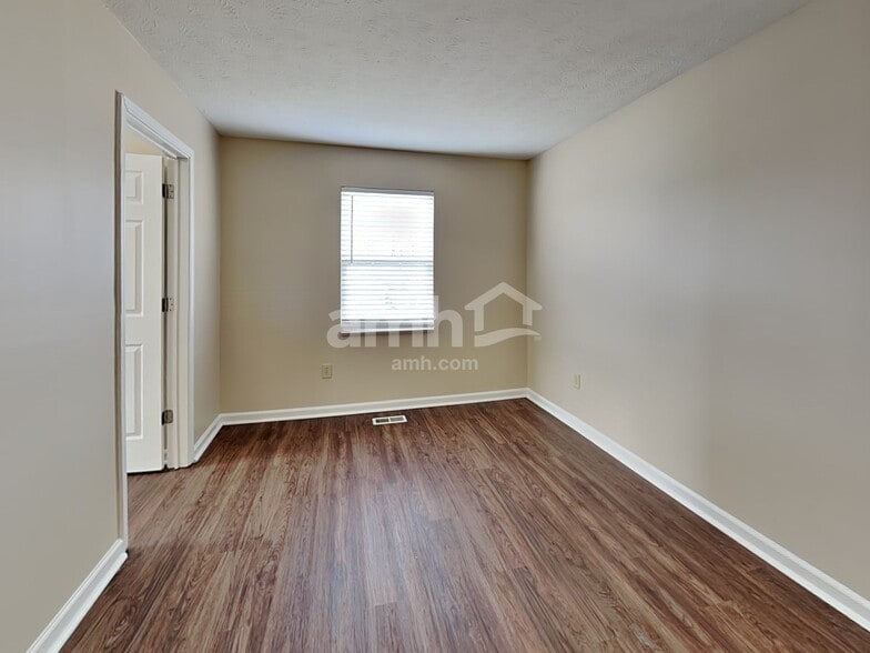 Building Photo - 5811 Outer Bank Rd