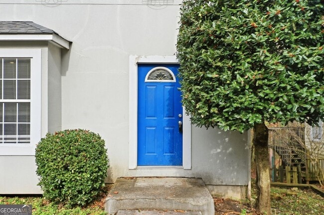 Building Photo - 1015 Plantation Way