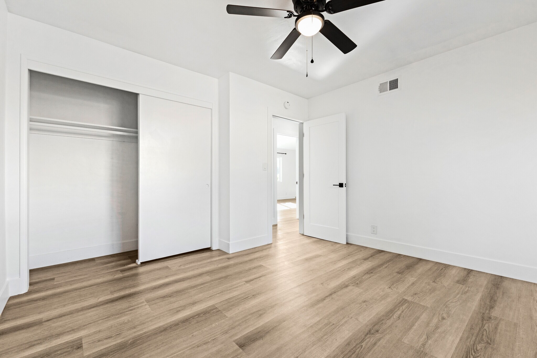 Building Photo - 205 Plymouth Dr