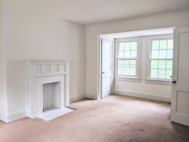 master bedroom - 2640 W Saint James Pky