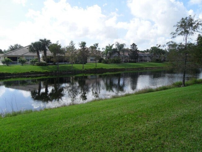 Building Photo - 8158 Rosalie Ln