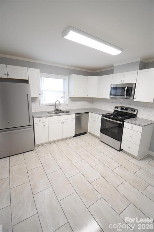 Building Photo - 924 Edgegreen Dr