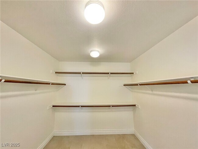 Building Photo - 1590 Sabatini Dr