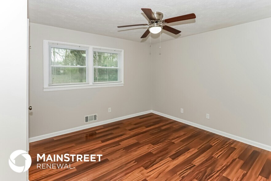 Building Photo - 6702 Londonderry Dr