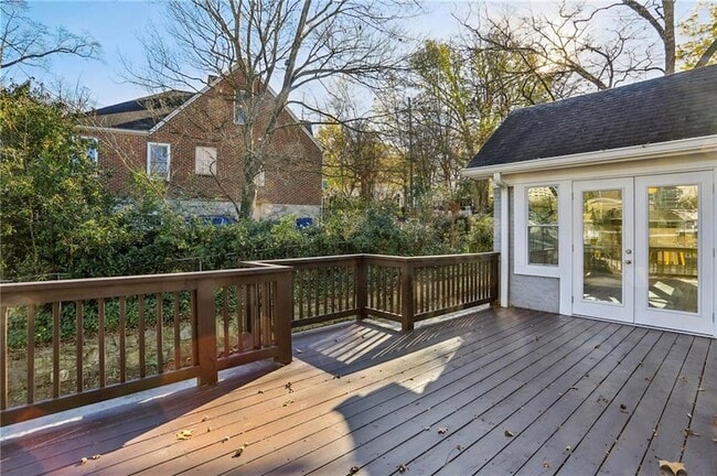 Building Photo - 22 Peachtree Hills Ave NE