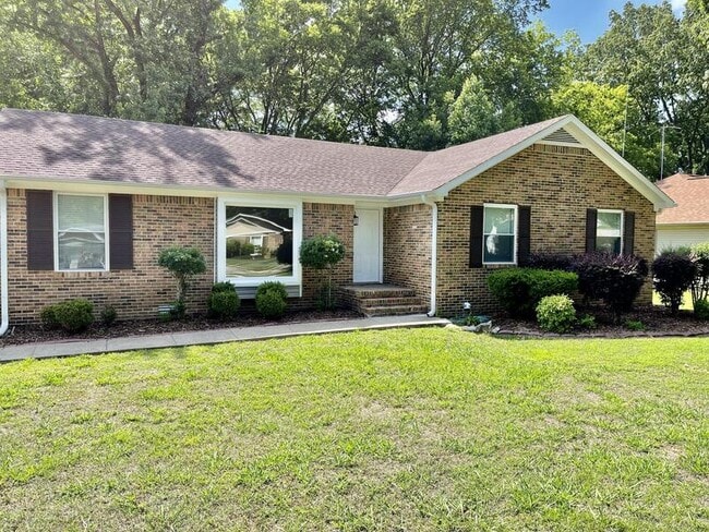 Building Photo - 13004 Astalot Dr SE