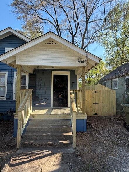 Building Photo - 2483 Harvard Ave