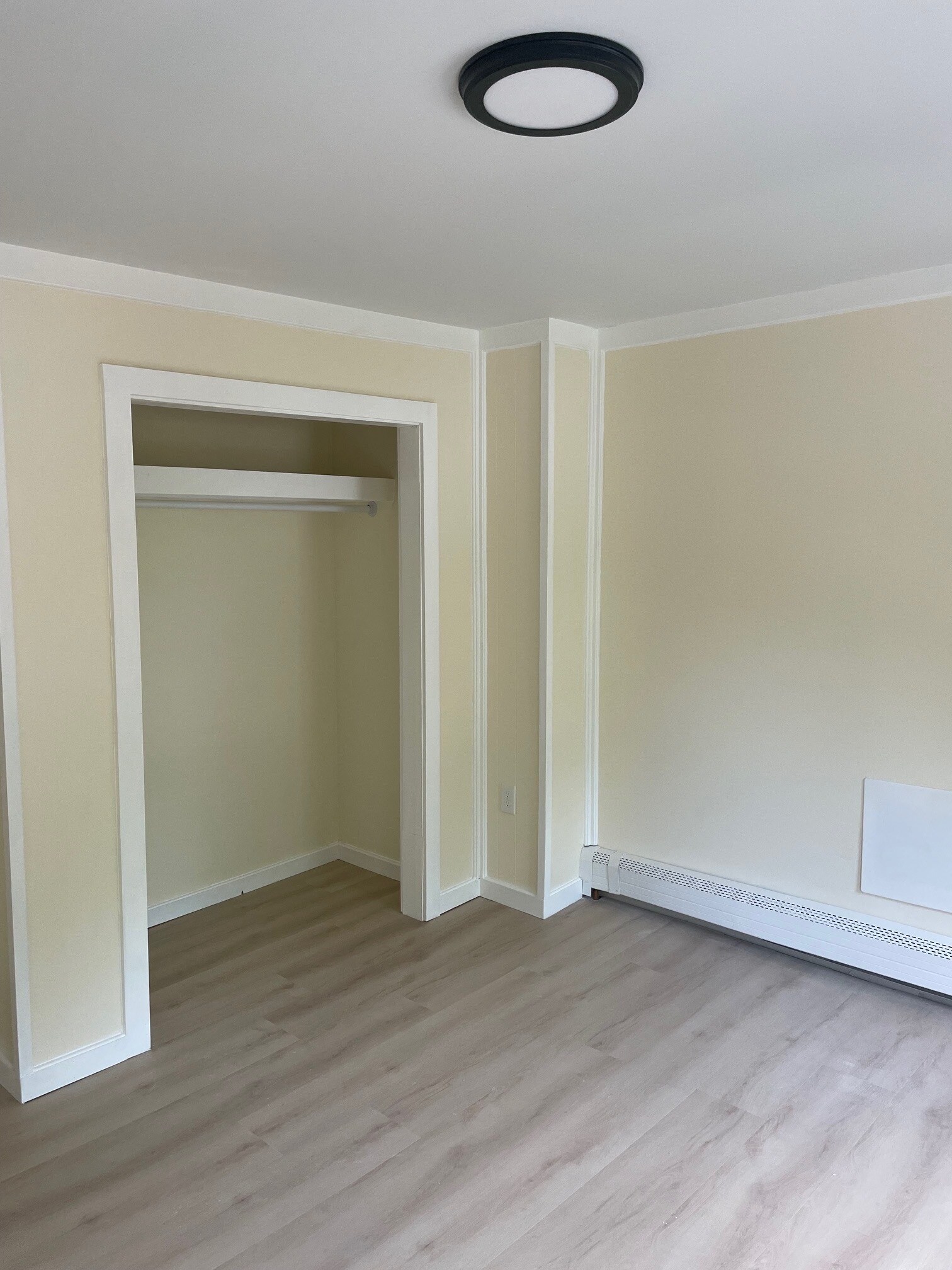 Building Photo - 3 Beckett St