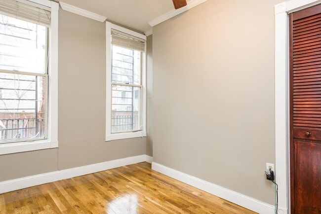 Building Photo - 605 1st St