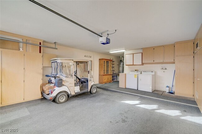 Building Photo - 9356 Villa Ridge Dr