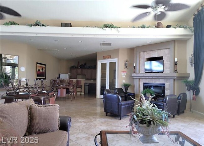 Building Photo - BEAUTIFUL GATED SOUTHWEST CONDO. 3 BEDS AND 2 BATHS. GROUND FLOOR.