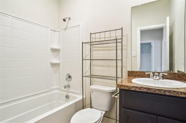 Building Photo - 9300 Castorian Dr