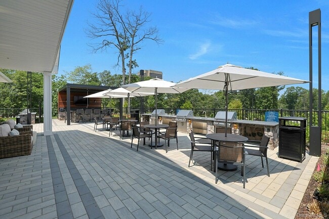 Building Photo - 2308 Lucy Ct