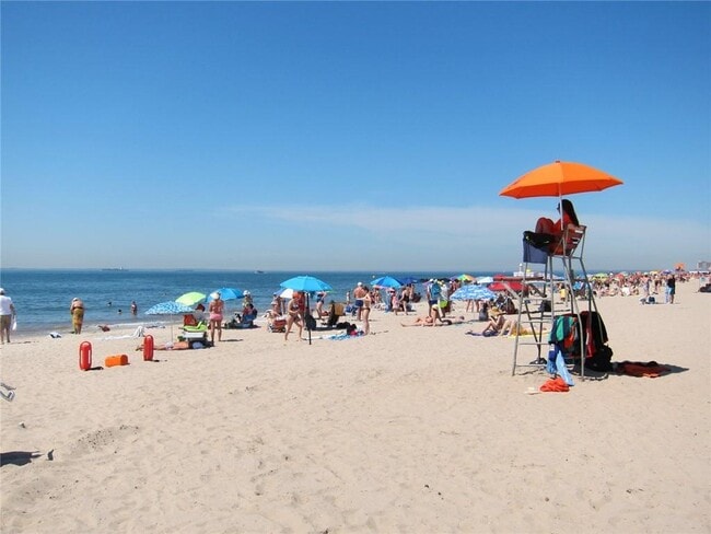 Building Photo - 35 Seacoast Terrace