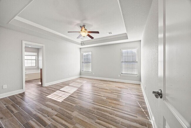 Building Photo - 2031 Dover Cove