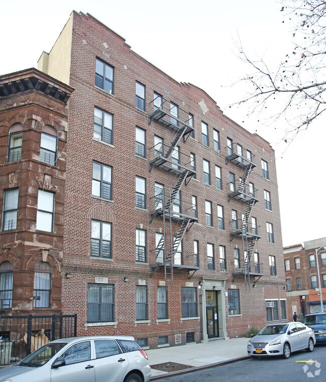 Building Photo - Sumpter Marcus