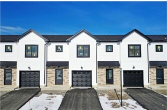 Building Photo - South6412ERR