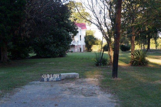 Building Photo - 180 Mayes St