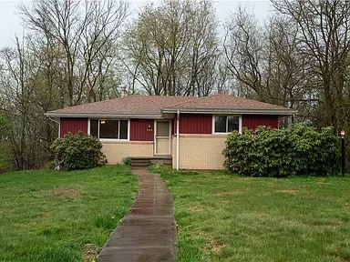 Building Photo - 194 Woodridge Dr